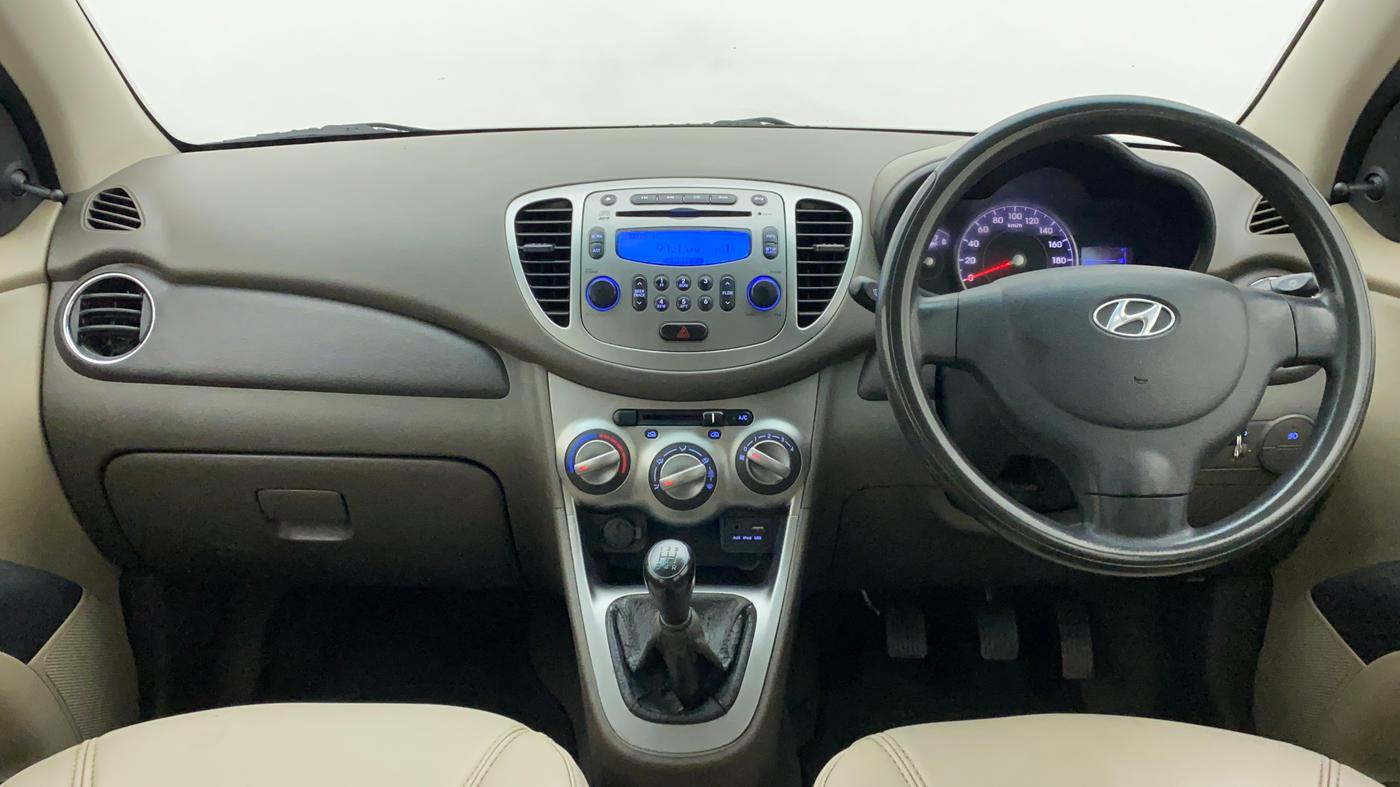 2016 Hyundai i10 SPORTZ 1.1, Petrol, Manual, 48,427 km, Dashboard
