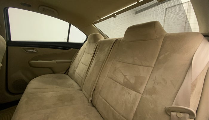 2017 Maruti Ciaz ZDI+ SHVS, Diesel, Manual, 61,353 km, Right Side Rear Door Cabin