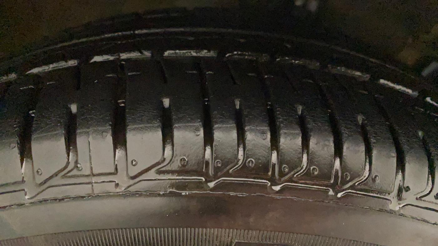 2017 Maruti Ciaz ZDI+ SHVS, Diesel, Manual, 61,353 km, Right Rear Tyre Tread