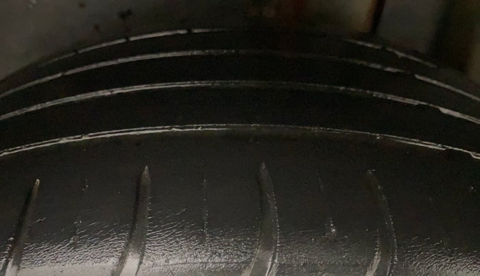 2021 Skoda KUSHAQ STYLE 1.0L TSI MT, Petrol, Manual, 56,564 km, Left Rear Tyre Tread