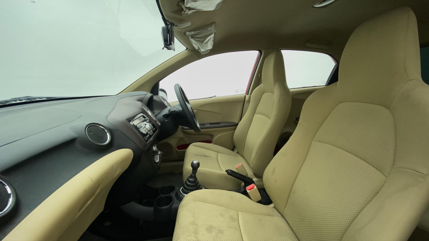 2013 Honda Brio 1.2 S MT I VTEC, Petrol, Manual, 16,587 km, Right Side Front Door Cabin