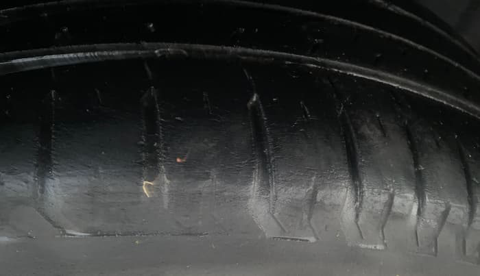 2022 Maruti Baleno ZETA PETROL 1.2, Petrol, Manual, 66,574 km, Right Rear Tyre Tread
