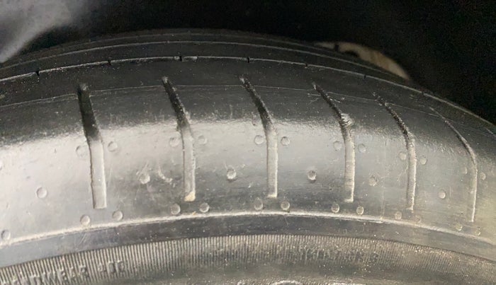 2019 Hyundai Creta S 1.4 DIESEL, Diesel, Manual, 99,798 km, Right Rear Tyre Tread