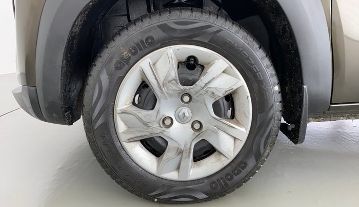 2021 Renault Kwid 1.0 RXT Opt AT, Petrol, Automatic, 5,622 km, Left Front Wheel