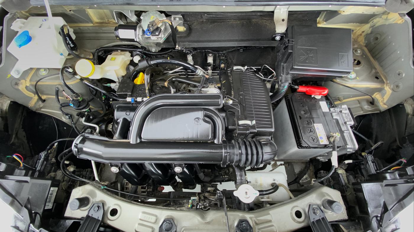 2021 Renault Kwid 1.0 RXT Opt AT, Petrol, Automatic, 5,622 km, Open Bonet