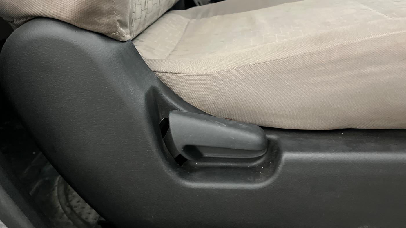 2016 Maruti Wagon R 1.0 VXI, Petrol, Manual, 92,127 km, Driver Side Adjustment Panel