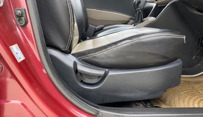 2016 Hyundai Grand i10 MAGNA 1.2 KAPPA VTVT, Petrol, Manual, 25,552 km, Driver Side Adjustment Panel