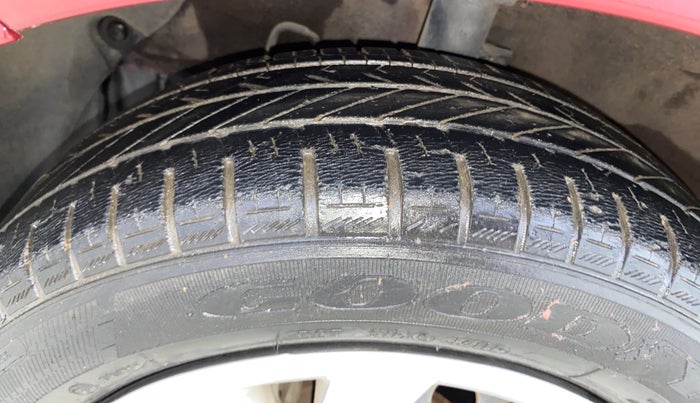 2016 Hyundai Grand i10 MAGNA 1.2 KAPPA VTVT, Petrol, Manual, 25,552 km, Left Front Tyre Tread