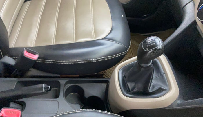 2016 Hyundai Grand i10 MAGNA 1.2 KAPPA VTVT, Petrol, Manual, 25,552 km, Gear Lever