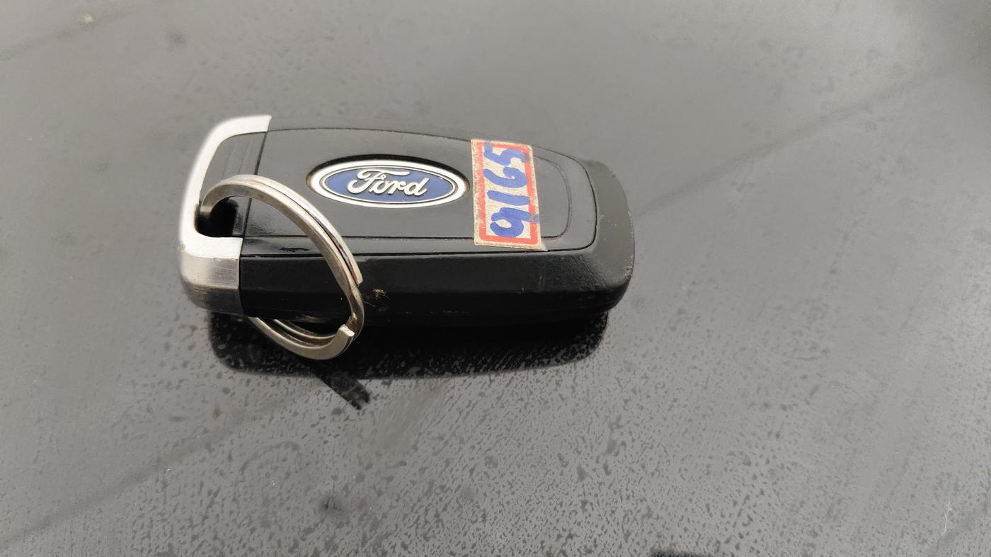 2019 Ford Ecosport TITANIUM + 1.5L DIESEL, Diesel, Manual, 1,33,281 km, Key Close Up