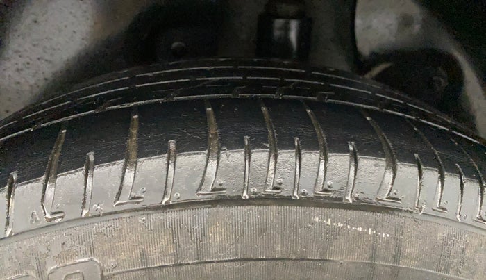 2016 Hyundai Creta SX 1.6 DIESEL, Diesel, Manual, 77,939 km, Left Rear Tyre Tread