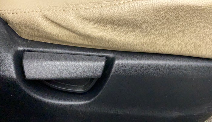 2018 Hyundai NEW SANTRO SPORTZ AMT, Petrol, Automatic, 37,615 km, Driver Side Adjustment Panel