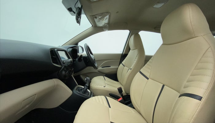 2018 Hyundai NEW SANTRO SPORTZ AMT, Petrol, Automatic, 37,615 km, Right Side Front Door Cabin