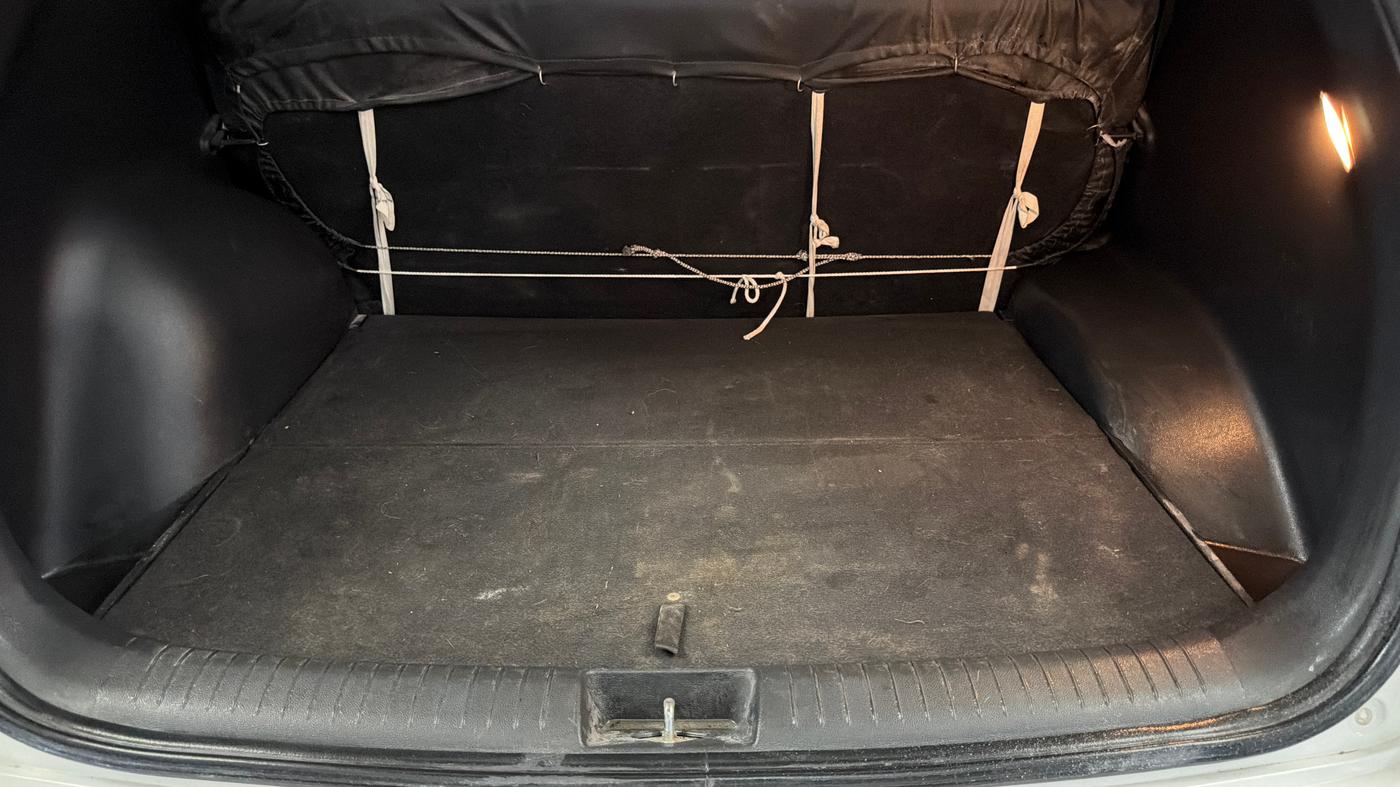 2017 Hyundai Creta E PLUS 1.6 PETROL, Petrol, Manual, 70,830 km, Boot Inside