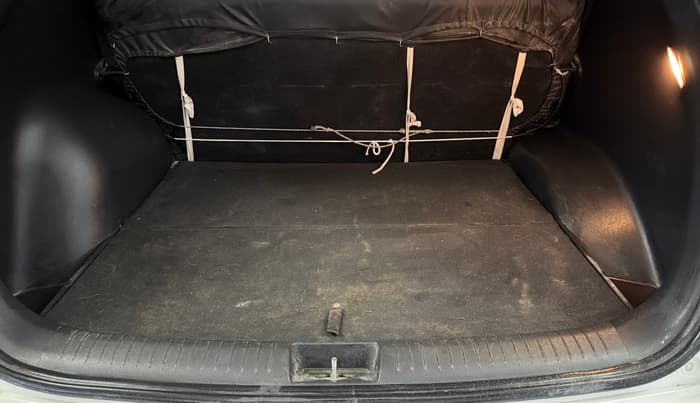 2017 Hyundai Creta E PLUS 1.6 PETROL, Petrol, Manual, 70,830 km, Boot Inside