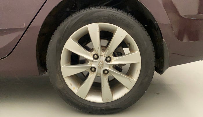 2013 Hyundai Verna FLUIDIC 1.6 VTVT SX, Petrol, Manual, 65,914 km, Left Rear Wheel