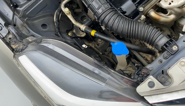 2020 Maruti Baleno DELTA PETROL 1.2, Petrol, Manual, 47,484 km, Right headlight - Clamp has minor damage