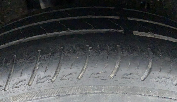 2020 Maruti Baleno DELTA PETROL 1.2, Petrol, Manual, 47,484 km, Right Rear Tyre Tread