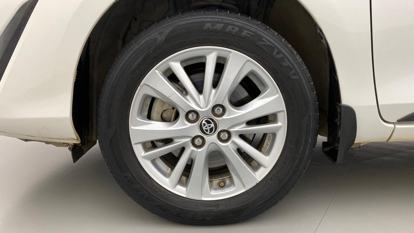 2020 Toyota YARIS VX CVT, Petrol, Automatic, 41,384 km, Left Front Wheel