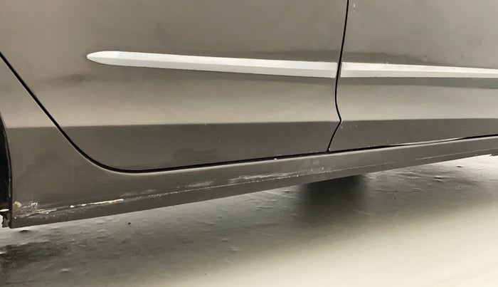 2015 Honda City 1.5L I-VTEC V MT, Petrol, Manual, 57,483 km, Right running board - Minor scratches