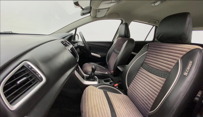 2017 Maruti S Cross ZETA 1.3, Diesel, Manual, 65,637 km, Right Side Front Door Cabin