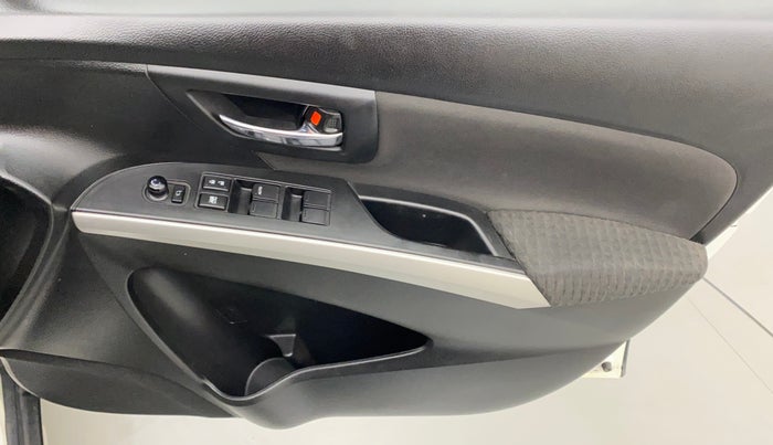 2017 Maruti S Cross ZETA 1.3, Diesel, Manual, 65,637 km, Driver Side Door Panels Control