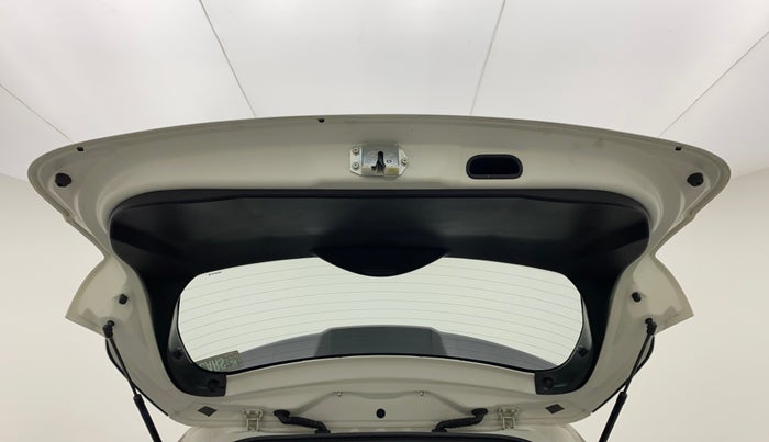 2017 Maruti S Cross ZETA 1.3, Diesel, Manual, 65,637 km, Boot Door Open