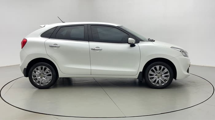 2017 Maruti Baleno ALPHA 1.2 K12, Petrol, Manual, 36,370 km, Right Side View