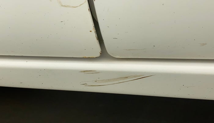 2015 Maruti Alto K10 VXI, Petrol, Manual, 66,752 km, Left running board - Minor scratches