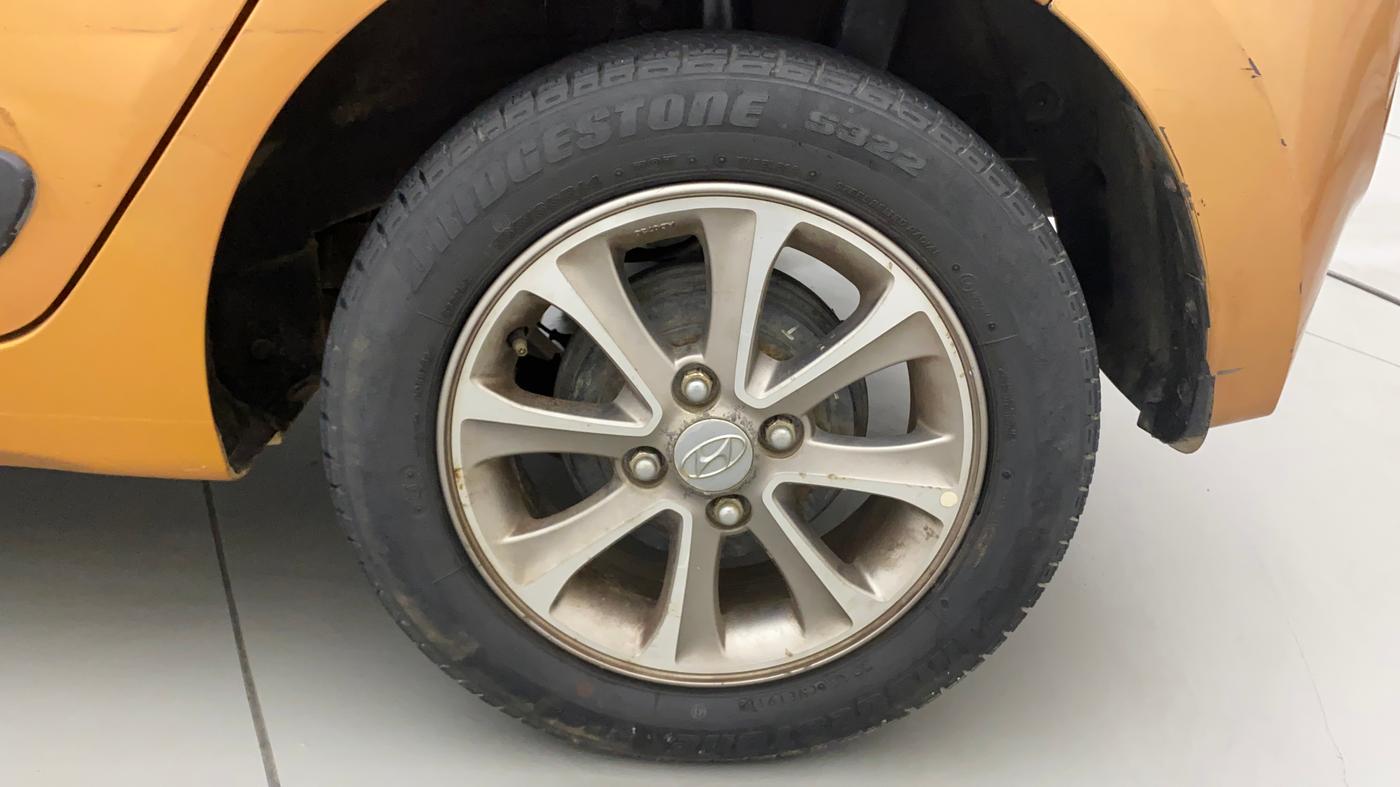 2016 Hyundai Grand i10 ASTA (O) 1.2 KAPPA VTVT, Petrol, Manual, 73,726 km, Left Rear Wheel