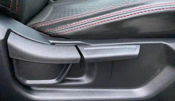 2022 Hyundai Creta SX EXECUTIVE 1.5 PETROL, Petrol, Manual, 12,821 km, Driver Side Adjustment Panel