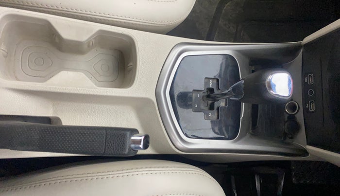 2021 Mahindra XUV300 W8 (O) 1.5 DIESEL AMT, Diesel, Automatic, 74,395 km, Gear Lever