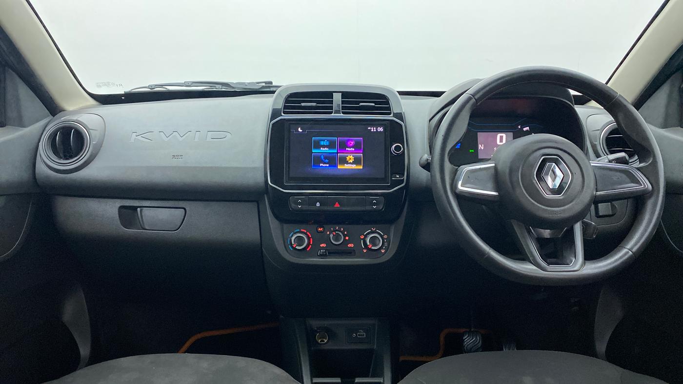 2020 Renault Kwid RXT 1.0 AMT (O), Petrol, Automatic, 52,039 km, Dashboard