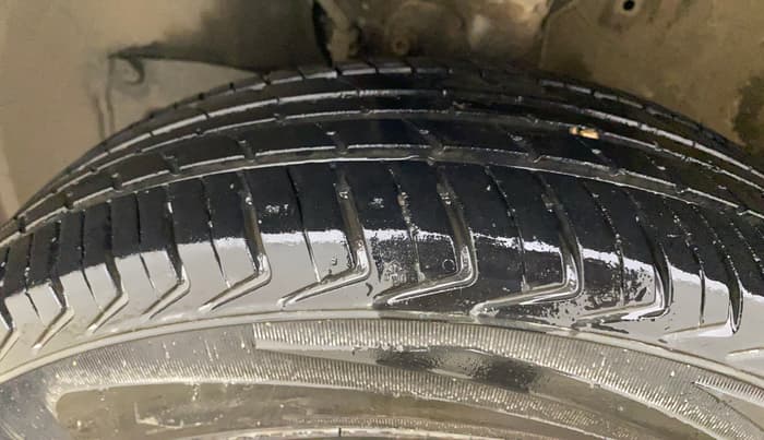 2021 Maruti New Wagon-R LXI CNG 1.0, CNG, Manual, 37,149 km, Left Front Tyre Tread