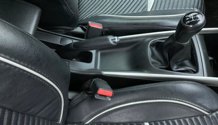 2016 Maruti Baleno ALPHA PETROL 1.2, Petrol, Manual, 61,802 km, Gear Lever