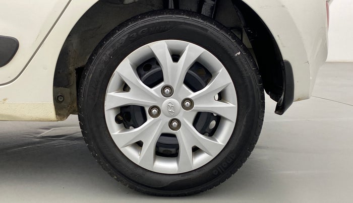 2015 Hyundai Grand i10 SPORTZ 1.2 KAPPA VTVT, Petrol, Manual, 6,595 km, Left Rear Wheel