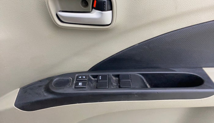 2014 Maruti Celerio VXI CNG, CNG, Manual, 52,353 km, Driver Side Door Panels Control