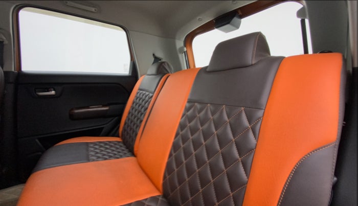 2020 Maruti New Wagon-R VXI 1.2 AMT, Petrol, Automatic, 16,894 km, Right Side Rear Door Cabin