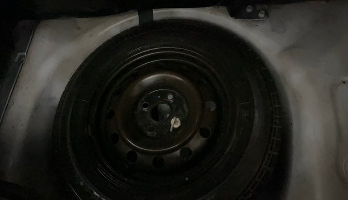 2016 Maruti Swift VXI O, Petrol, Manual, 62,752 km, Spare Tyre