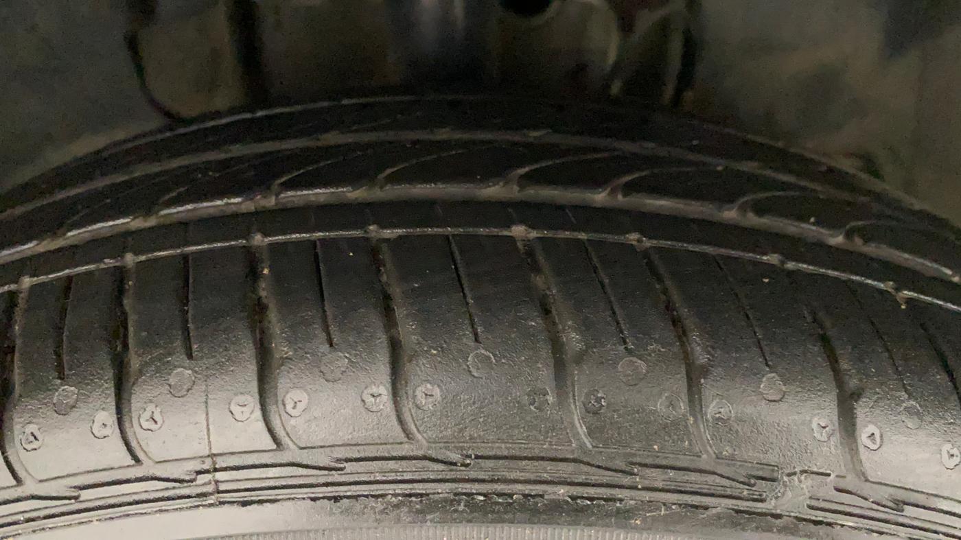 2021 Tata TIAGO NRG XZ AMT, Petrol, Automatic, 6,006 km, Right Front Tyre Tread