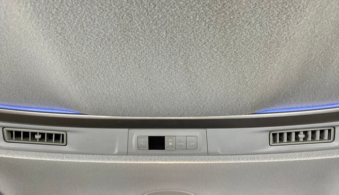 2016 Toyota Innova Crysta 2.8 ZX AT 7 STR, Diesel, Automatic, 73,959 km, Rear AC Vents