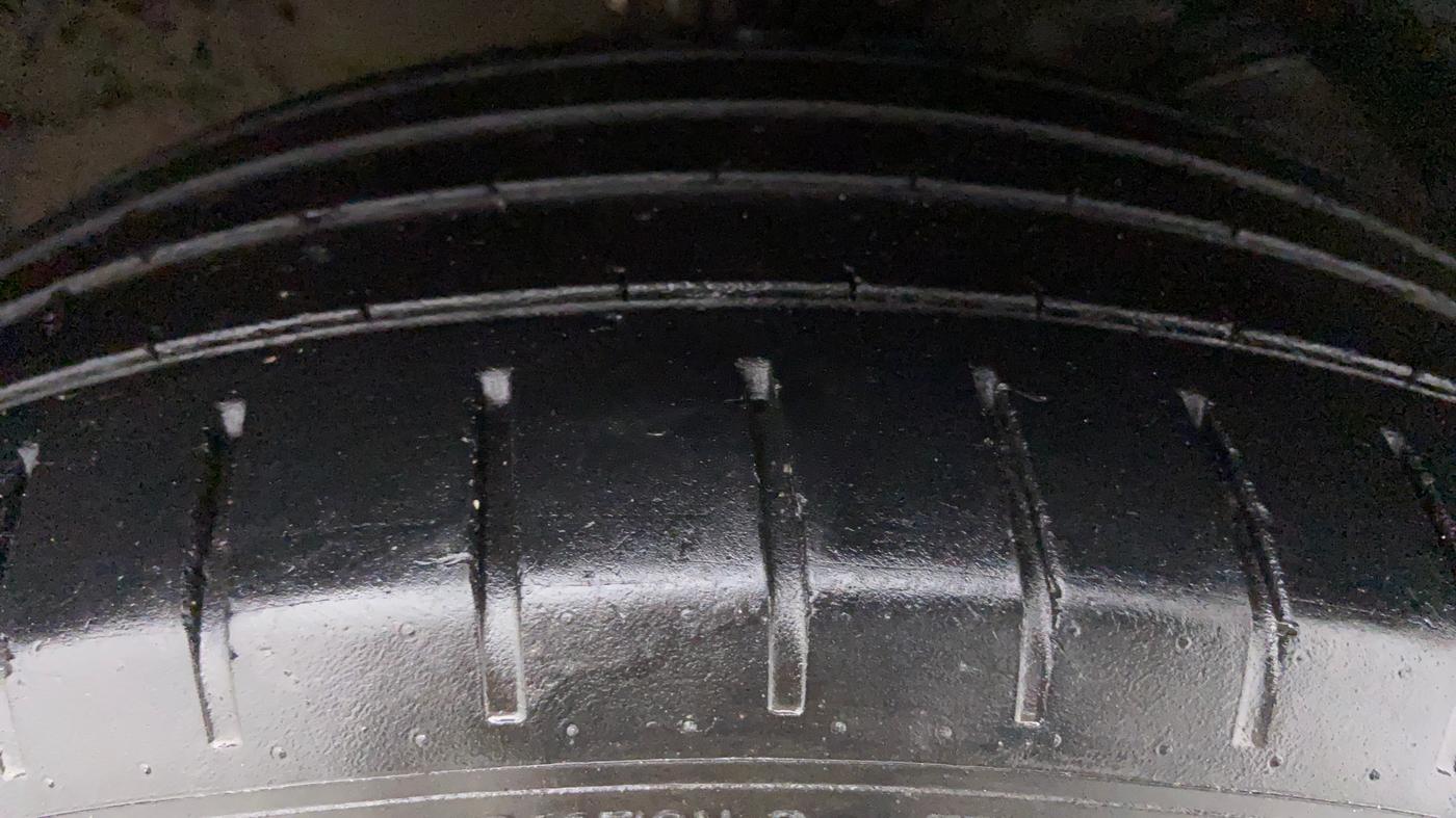2019 Toyota Glanza V CVT, Petrol, Automatic, 42,529 km, Left Rear Tyre Tread