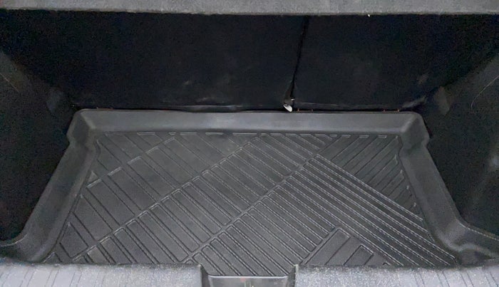 2019 Toyota Glanza V CVT, Petrol, Automatic, 42,529 km, Boot Inside