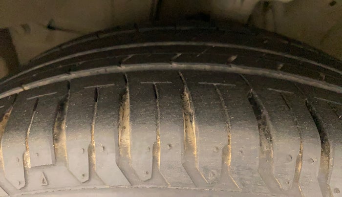 2017 Honda City 1.5L I-VTEC VX CVT, Petrol, Automatic, 46,461 km, Left Front Tyre Tread