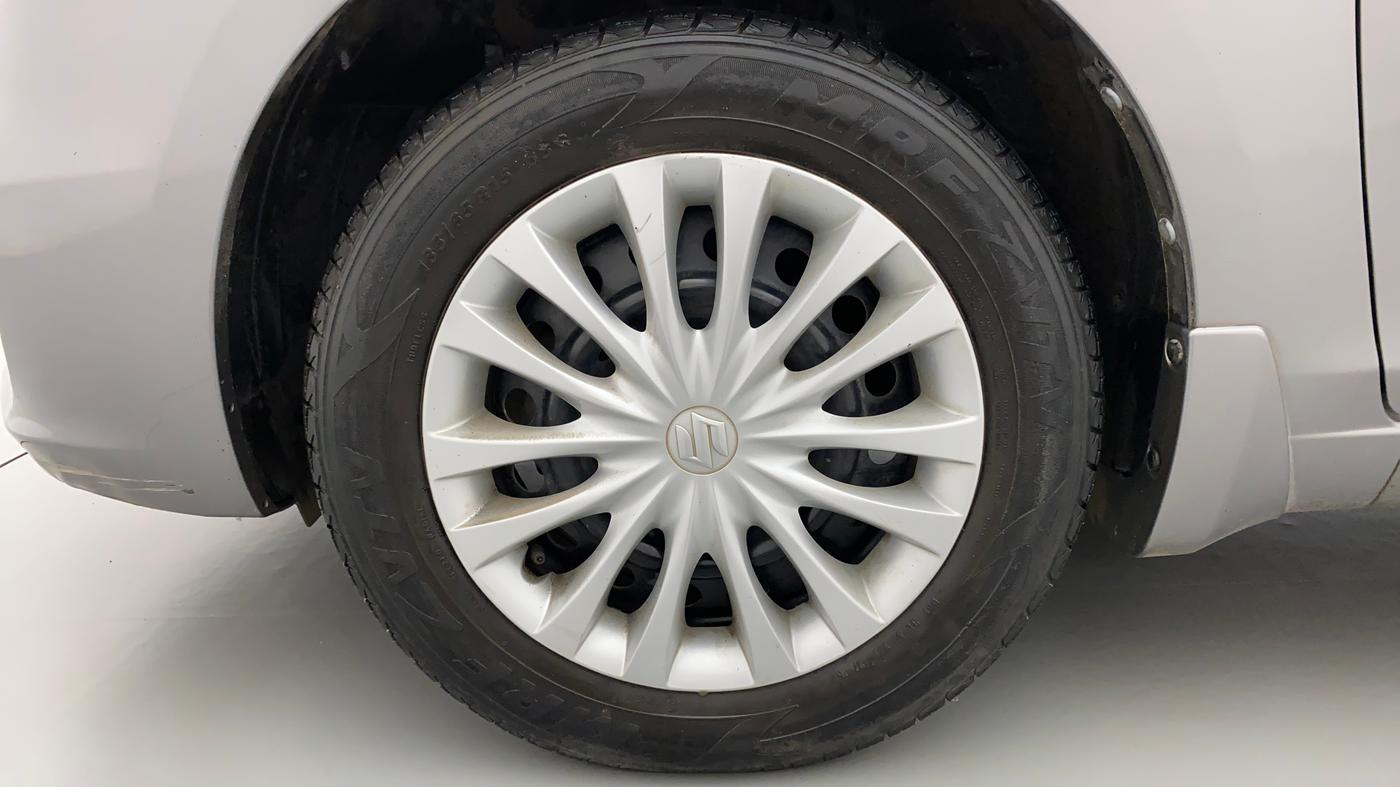 2015 Maruti Ciaz VXI+, Petrol, Manual, 46,738 km, Left Front Wheel