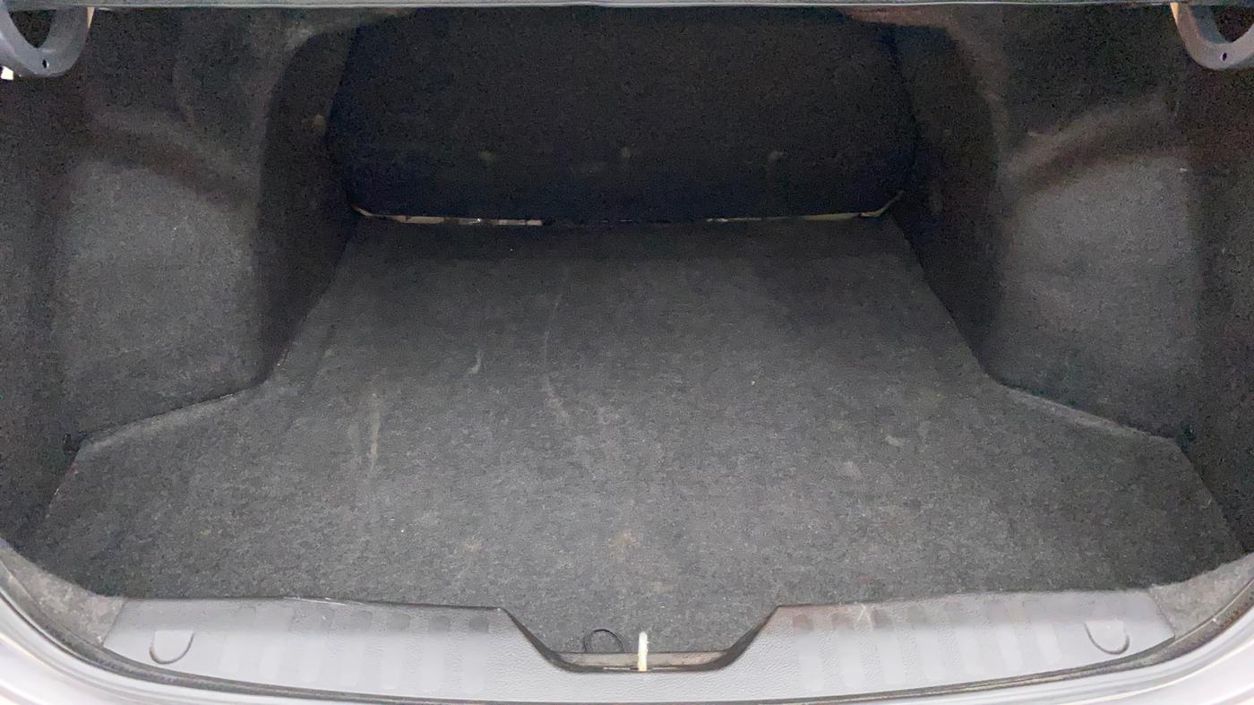 2015 Maruti Ciaz VXI+, Petrol, Manual, 46,738 km, Boot Inside