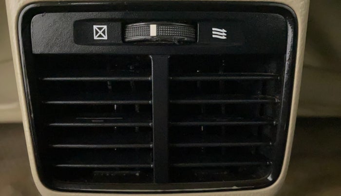 2015 Maruti Ciaz VXI+, Petrol, Manual, 46,738 km, Rear AC Vents