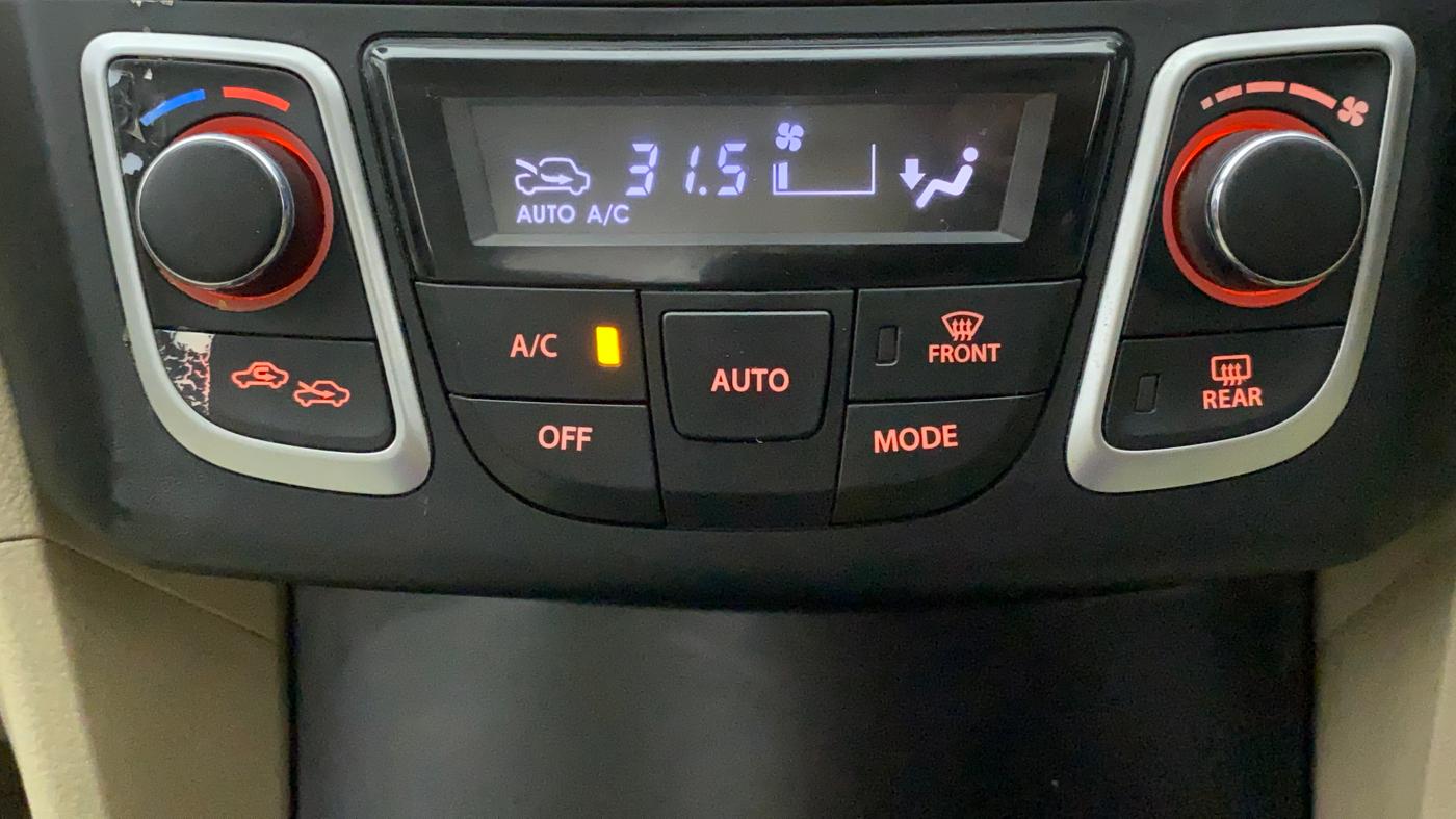 2015 Maruti Ciaz VXI+, Petrol, Manual, 46,738 km, Automatic Climate Control
