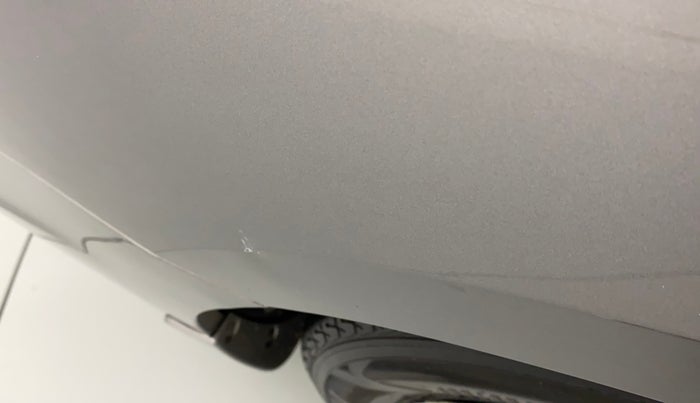 2015 Maruti Ciaz VXI+, Petrol, Manual, 46,738 km, Right quarter panel - Slightly dented