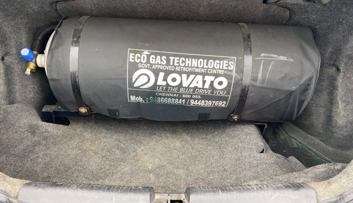 2017 Honda Amaze 1.2L I-VTEC VX AT, CNG, Automatic, 75,760 km, Boot Inside